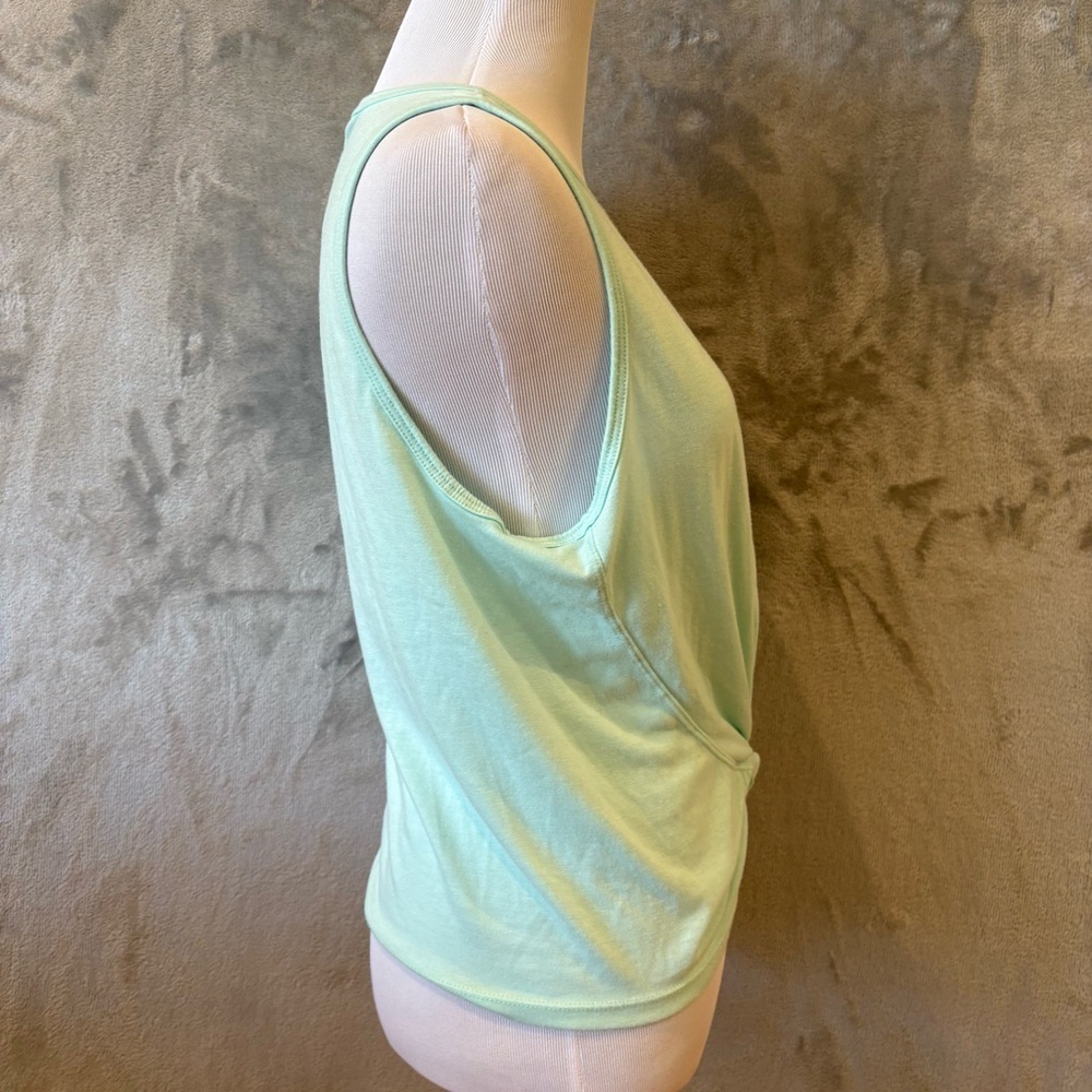 Yogalicious Sleeveless Tie Front Athletic Workout Tank Top Wmn’s Sz M - Picture 3 of 9